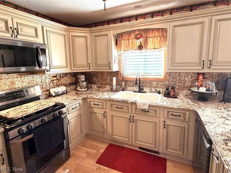 2445 Xavier Drive SE, Massillon, OH 44646 Photo 7
