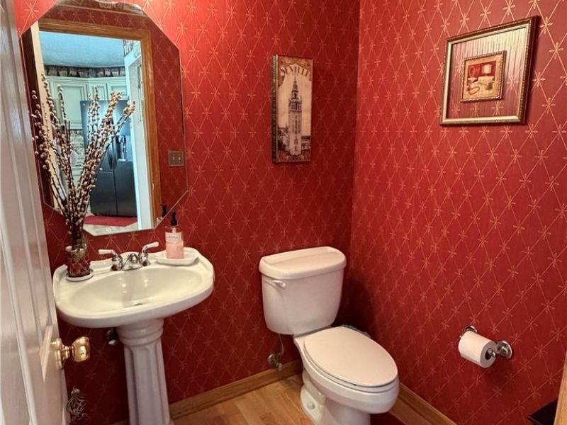 2445 Xavier Drive SE, Massillon, OH 44646 Photo 9