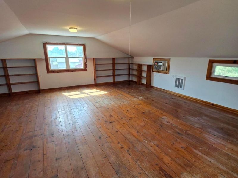 12437 Mary Street , Howard, OH 43028 Photo 68