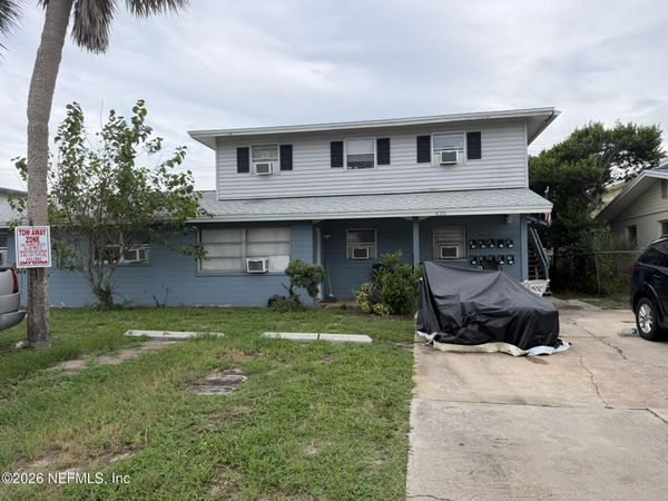 420 AUBURN Drive, Daytona Beach, FL 32118