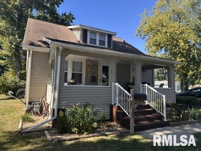 1609 Hardin Avenue, Jacksonville, IL 62650 Main Photo