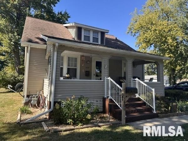 1609 Hardin Avenue, Jacksonville, IL 62650