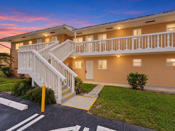 2192 NE 1ST Way, Unit 102, Boynton Beach, FL 33435