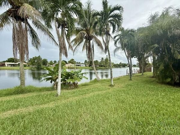 9454 NW 46TH Street, Sunrise, FL 33351