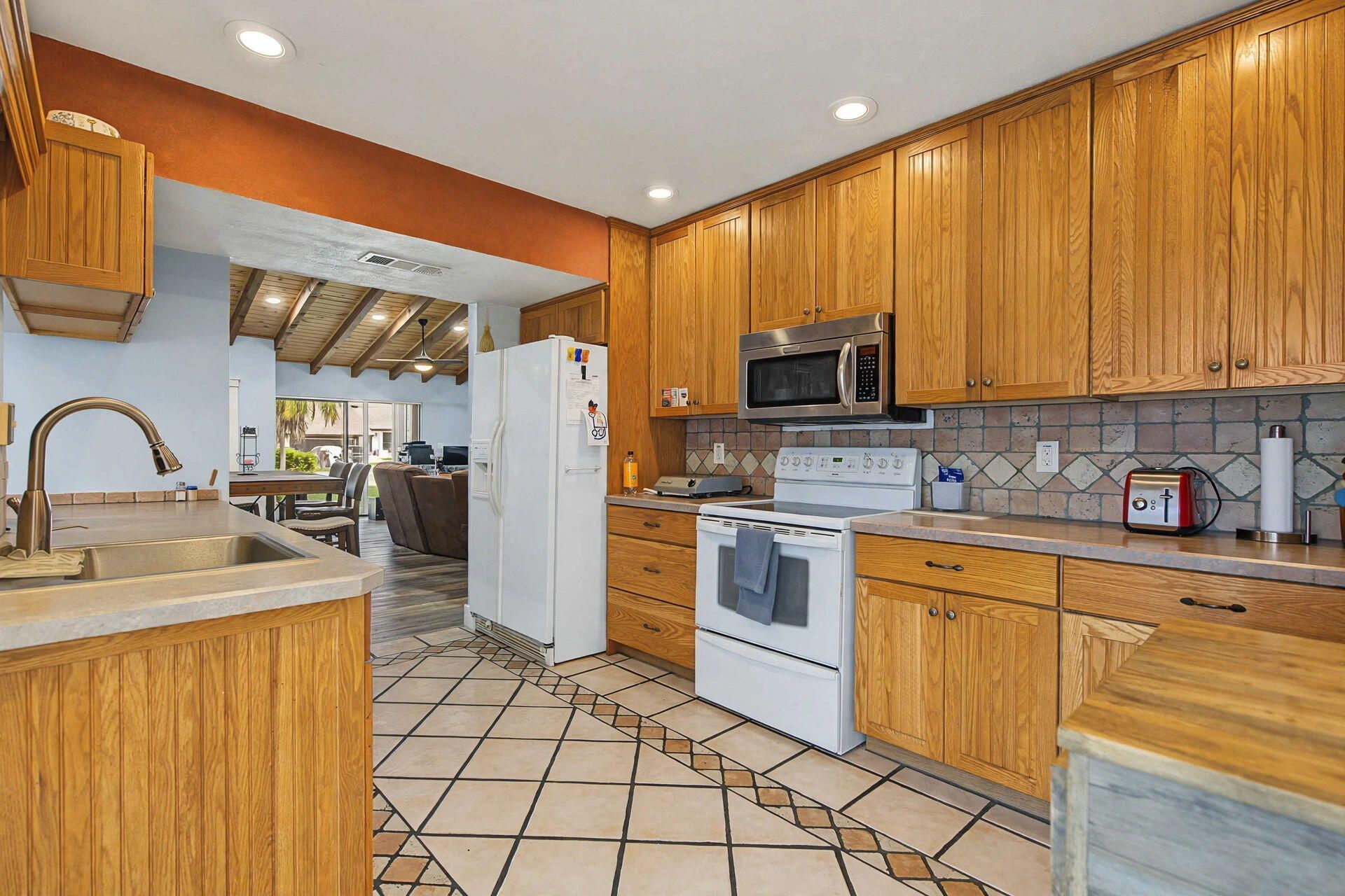 9454 NW 46th Street, Sunrise, FL 33351 Photo