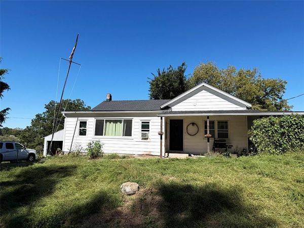 603 MO-224 Highway, Wellington, MO 64097