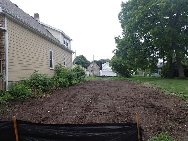 2449 N 14th St, Milwaukee, WI 53206