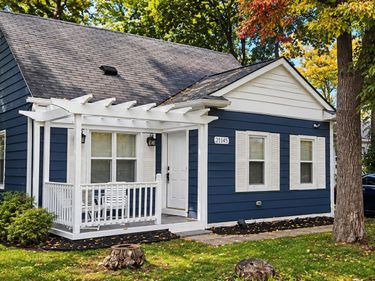21145 Indian Street, Southfield, Mi 48033