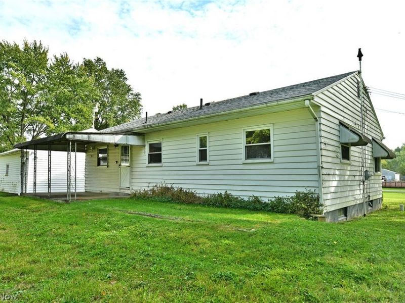 2770 Mellgren (Melgren) Drive SW, Warren, OH 44481 Photo 14