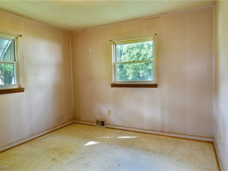 2770 Mellgren (Melgren) Drive SW, Warren, OH 44481 Photo 32