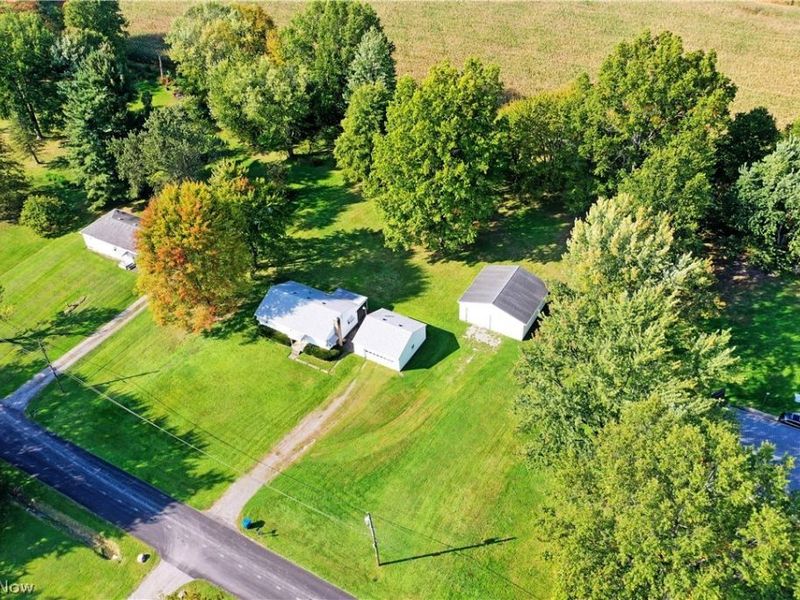 2770 Mellgren (Melgren) Drive SW, Warren, OH 44481 Photo 42