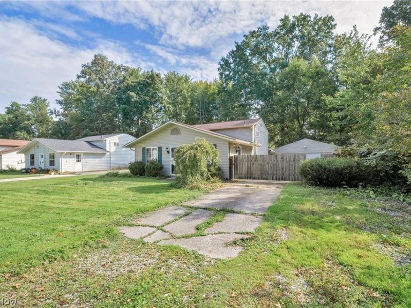 5459 Cornell, North Ridgeville, OH 44039 Photo 3