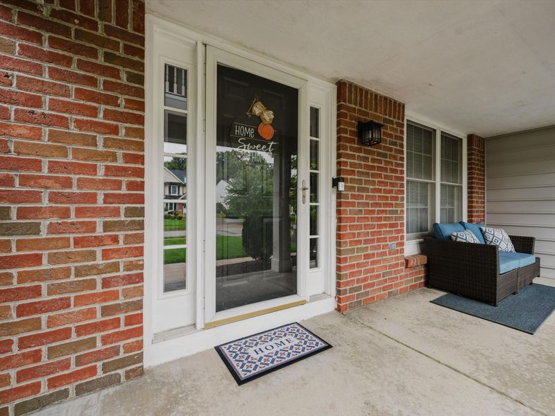 1990 Chicory Court, Lewis Center, OH 43035 Photo 2