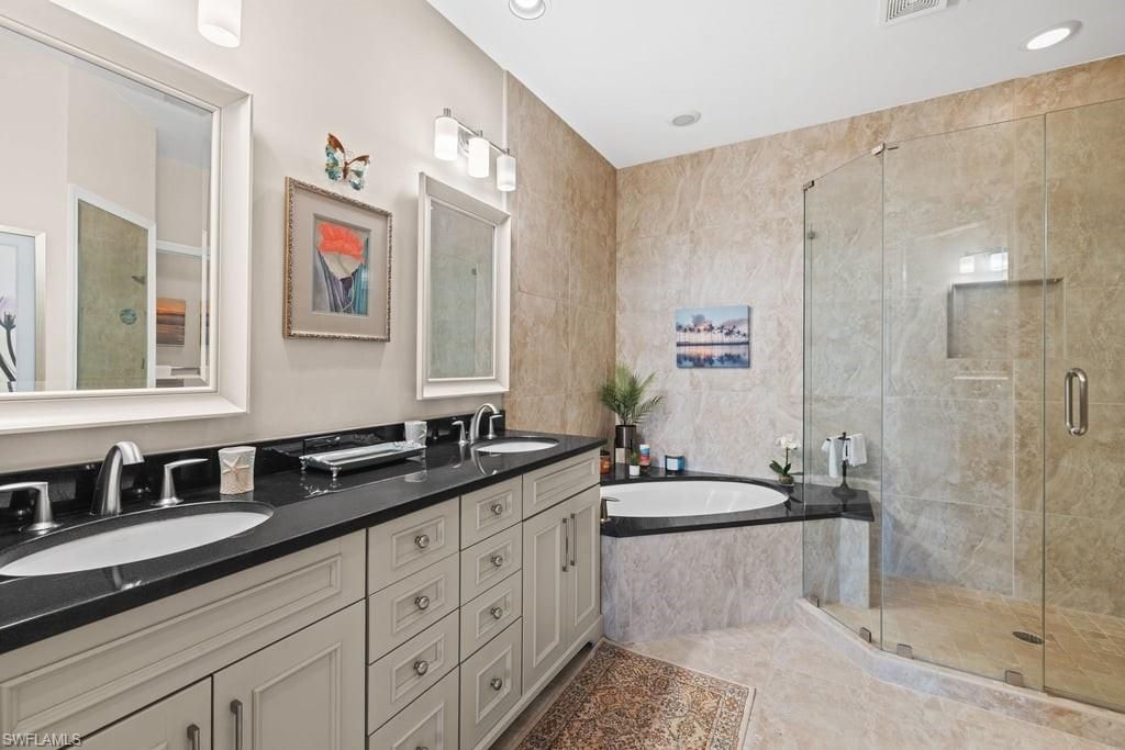 5075 Yacht Harbor Dr, Unit 103, Naples, FL 34112 Photo
