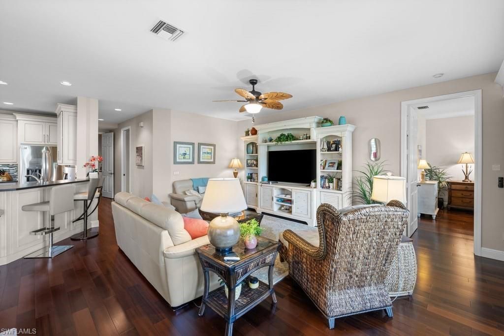 5075 Yacht Harbor Dr, Unit 103, Naples, FL 34112 Photo