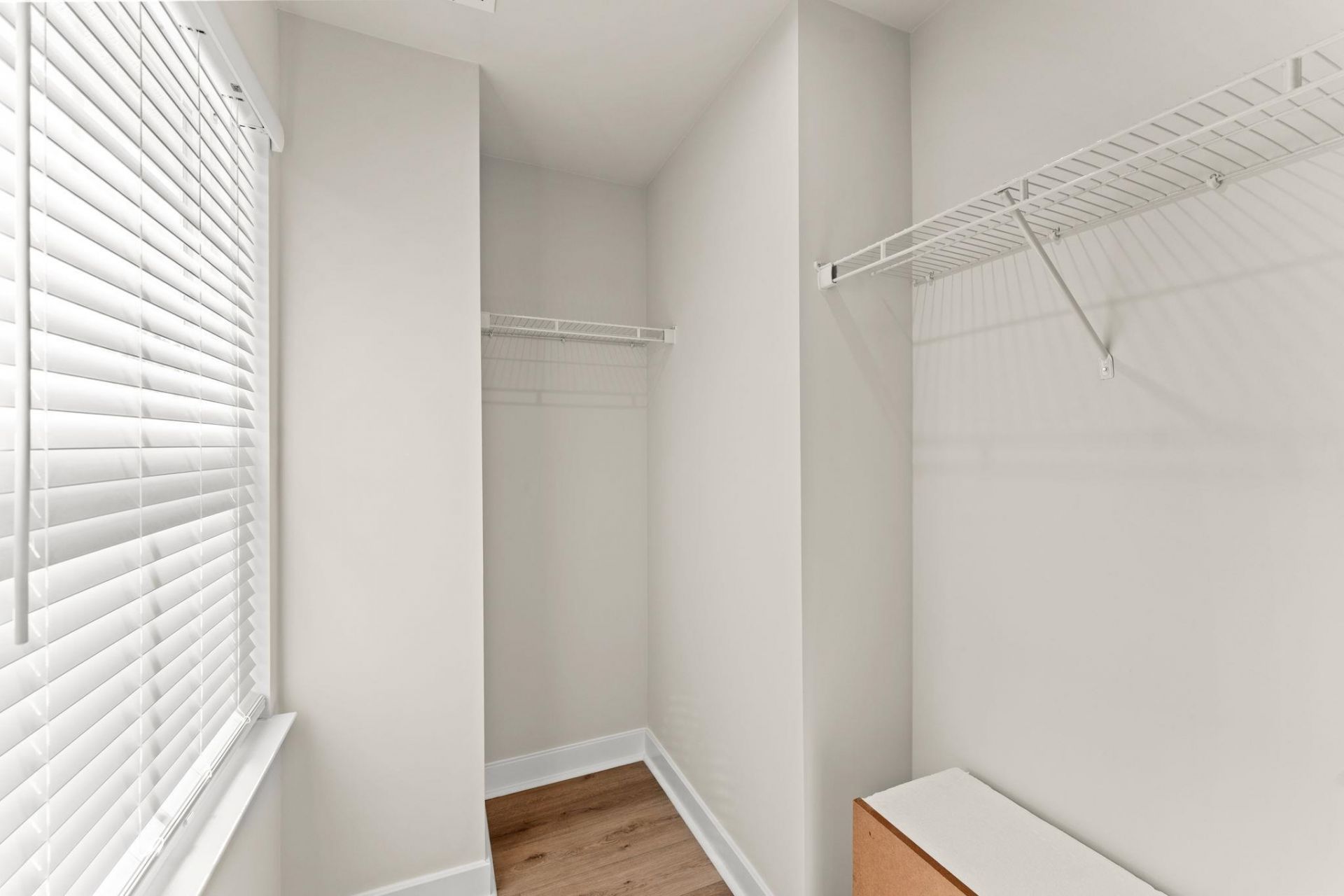 8906 Freya Way Photo 25