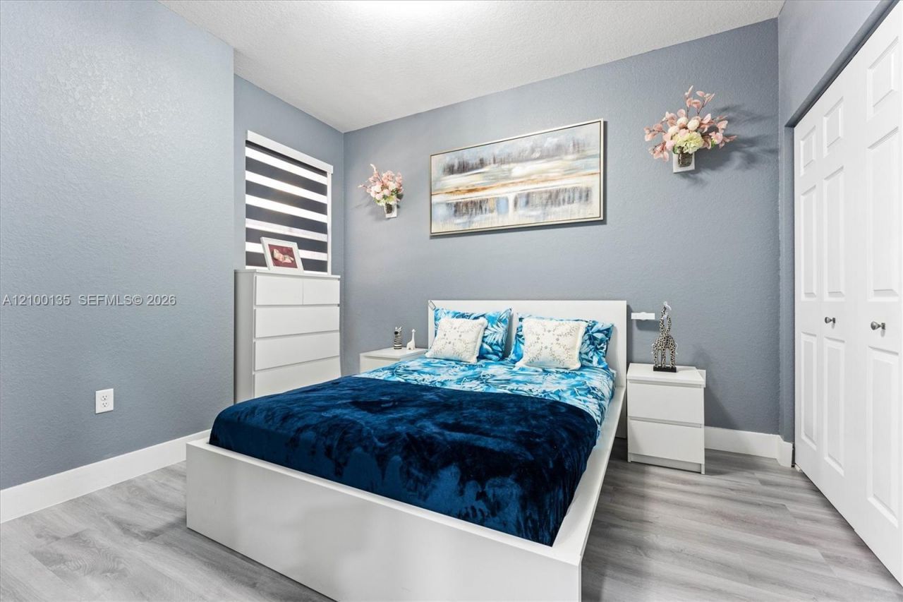 3384 W 106th Ter, Hialeah, FL 33018 Photo