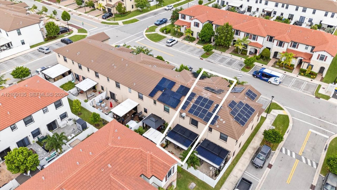 3384 W 106th Ter, Hialeah, FL 33018 Photo