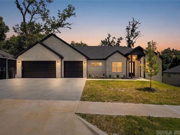 1421 Lee Street, Pea Ridge, AR 72751