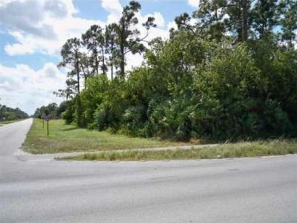Xx Sycamore Drive W, Loxahatchee, FL 33470