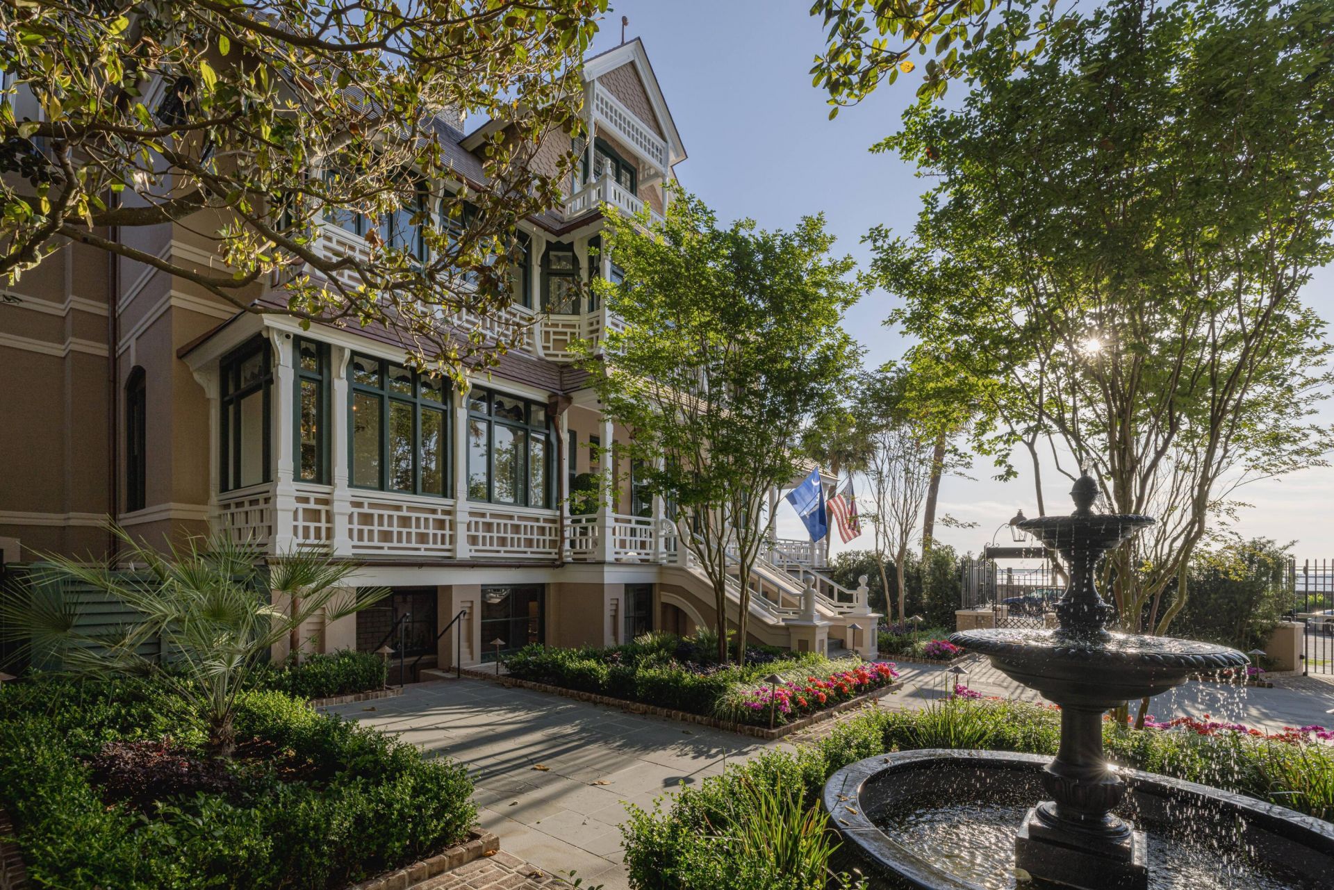 25 East Battery Street Photo 5