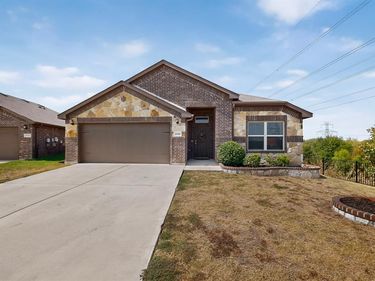 11700 Aldermoor Court, Fort Worth, TX 76036