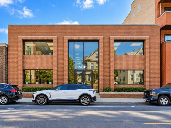 5015 W Lawrence Avenue, Chicago, IL 60630