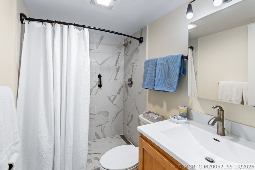 162 SE Saint Lucie Boulevard , Unit 204B, Stuart, FL 34996 Photo