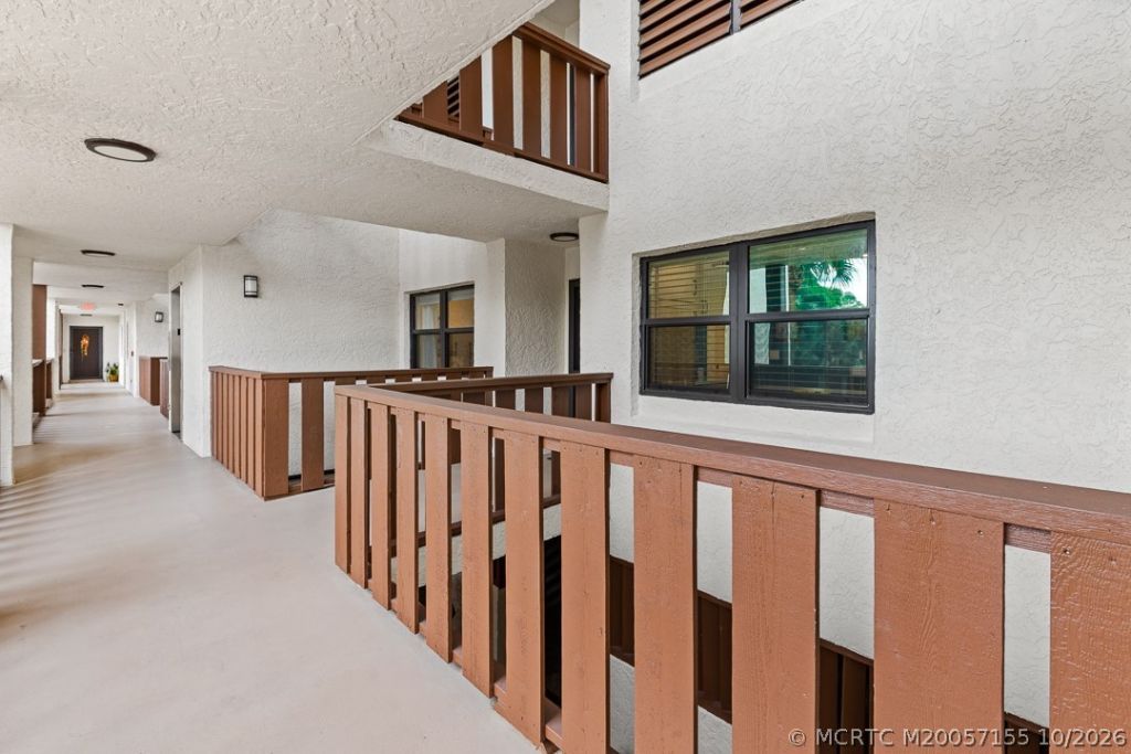 162 SE Saint Lucie Boulevard , Unit 204B, Stuart, FL 34996 Photo