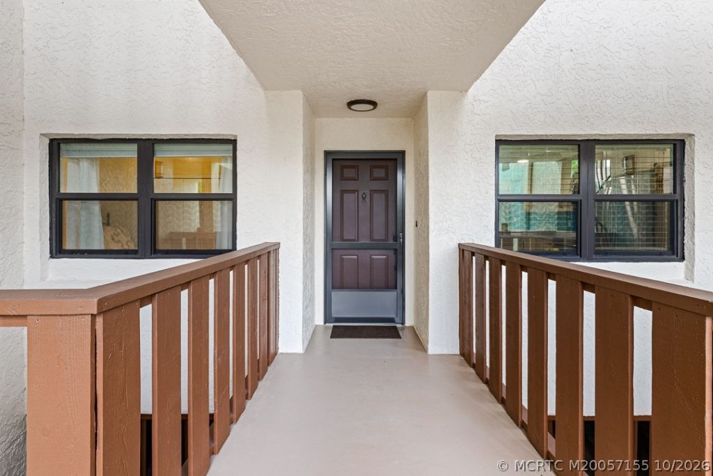 162 SE Saint Lucie Boulevard , Unit 204B, Stuart, FL 34996 Photo