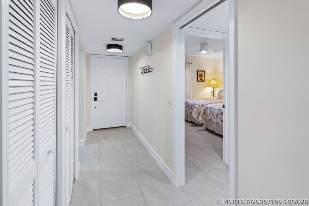 162 SE Saint Lucie Boulevard , Unit 204B, Stuart, FL 34996 Photo