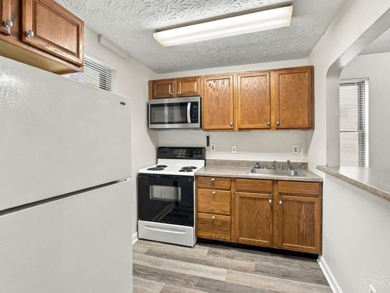 813 S College Avenue, Oxford, OH 45056 Photo 10