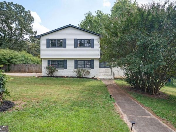 633 San Pablo Drive, Stone Mountain, GA 30083