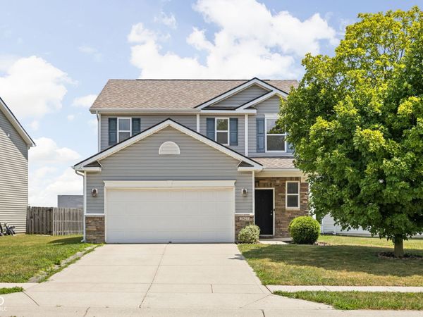 3827 Dusty Sands Road, Whitestown, IN 46075