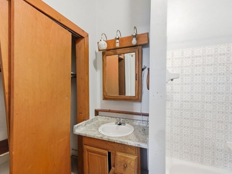 249 Air Street, Dayton, OH 45404 Photo 13