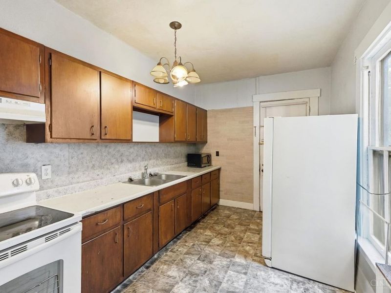 249 Air Street, Dayton, OH 45404 Photo 9