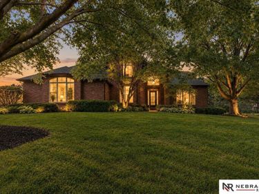 1421 N 138th Street, Omaha, NE 68154