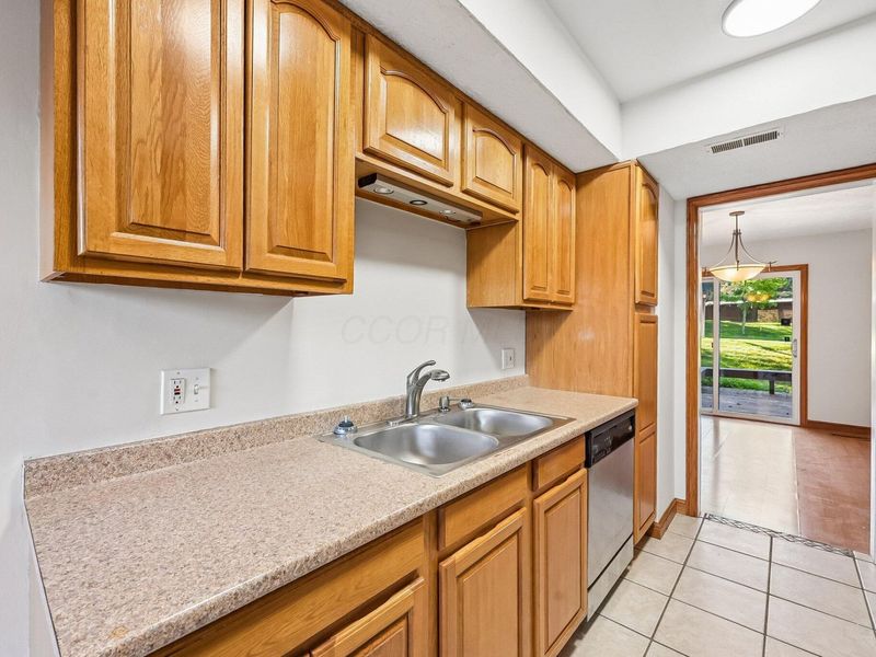 4789 Crazy Horse Lane , Unit 5, Westerville, OH 43081 Photo 13