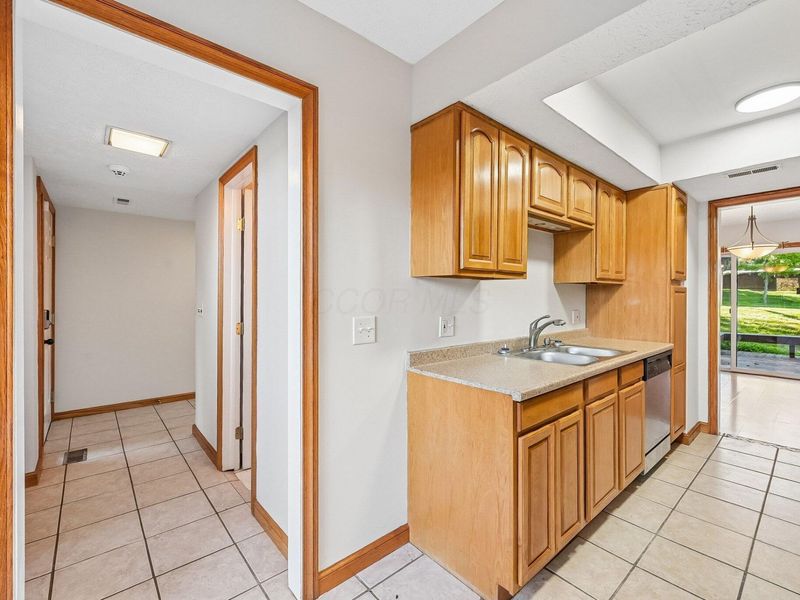 4789 Crazy Horse Lane , Unit 5, Westerville, OH 43081 Photo 16
