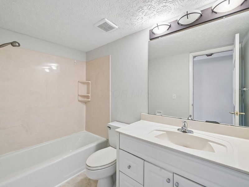 4789 Crazy Horse Lane , Unit 5, Westerville, OH 43081 Photo 25