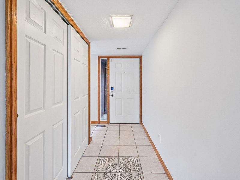 4789 Crazy Horse Lane , Unit 5, Westerville, OH 43081 Photo 3