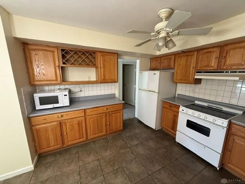 5401 Landau Drive, Unit 13, Kettering, OH 45429 Photo 10