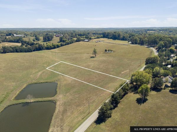 1999 Rock Church Rd , Unit 5, Charlotte, TN 37036