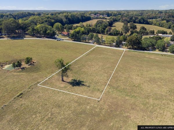 1999 Rock Church Rd , Unit 7, Charlotte, TN 37036