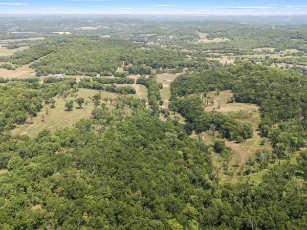 4303 Moore Ln , Culleoka, TN 38451