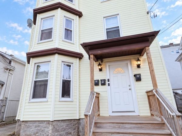 46 Grove St, Unit 3, Lynn, MA 01905