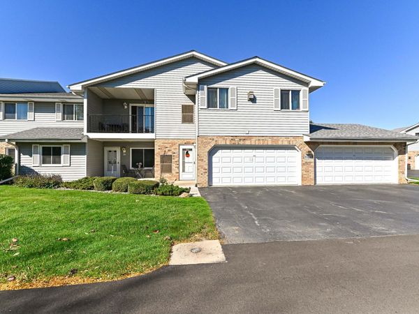 1123 N Sunnyslope Dr, Unit 202, Mount Pleasant, WI 53406