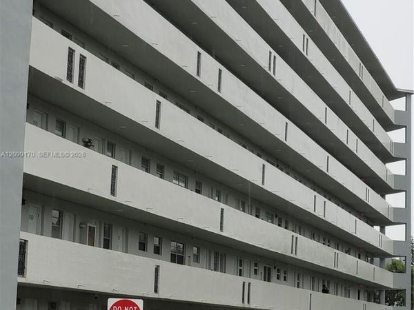 1770 NE 191st St , Unit 615-1, Miami, FL 33179