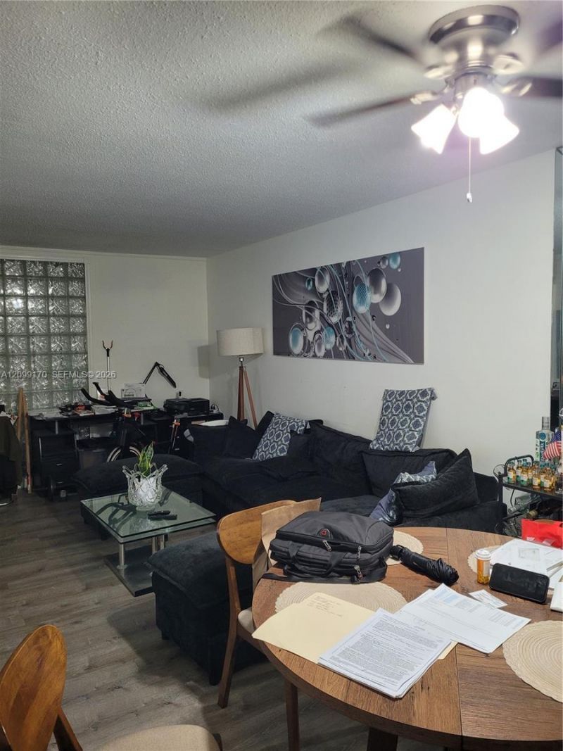 1770 NE 191st St , Unit 615-1, Miami, FL 33179 Photo