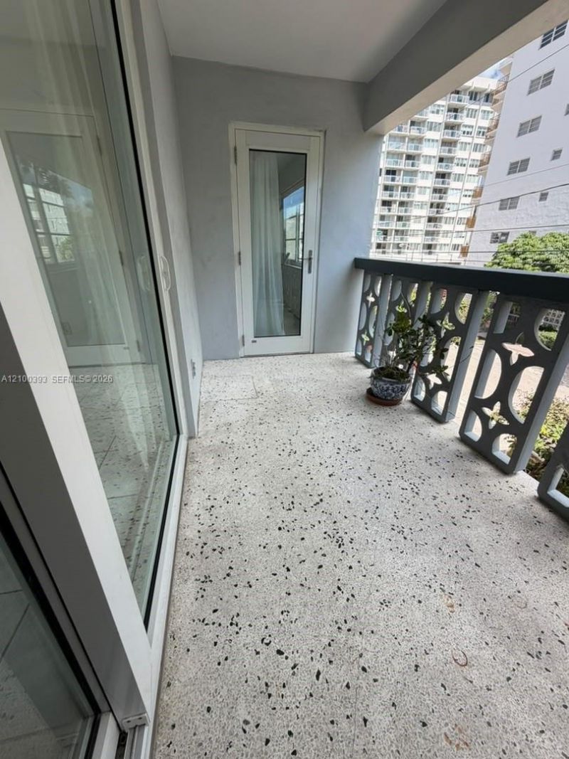 1400 Lincoln Rd , Unit 301, Miami Beach, FL 33139 Photo